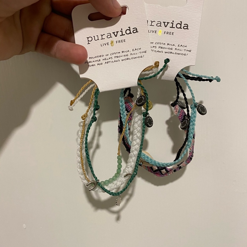 2 pack of pura vida bracelets!! (Adjustable)
